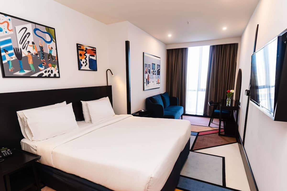 Superior Room, 1 Double Bed | Hypo-allergenic bedding, minibar, in-room safe, desk