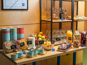 Daily buffet breakfast for a fee - Ibis Budget Tbilisi Center (Tbilisi)