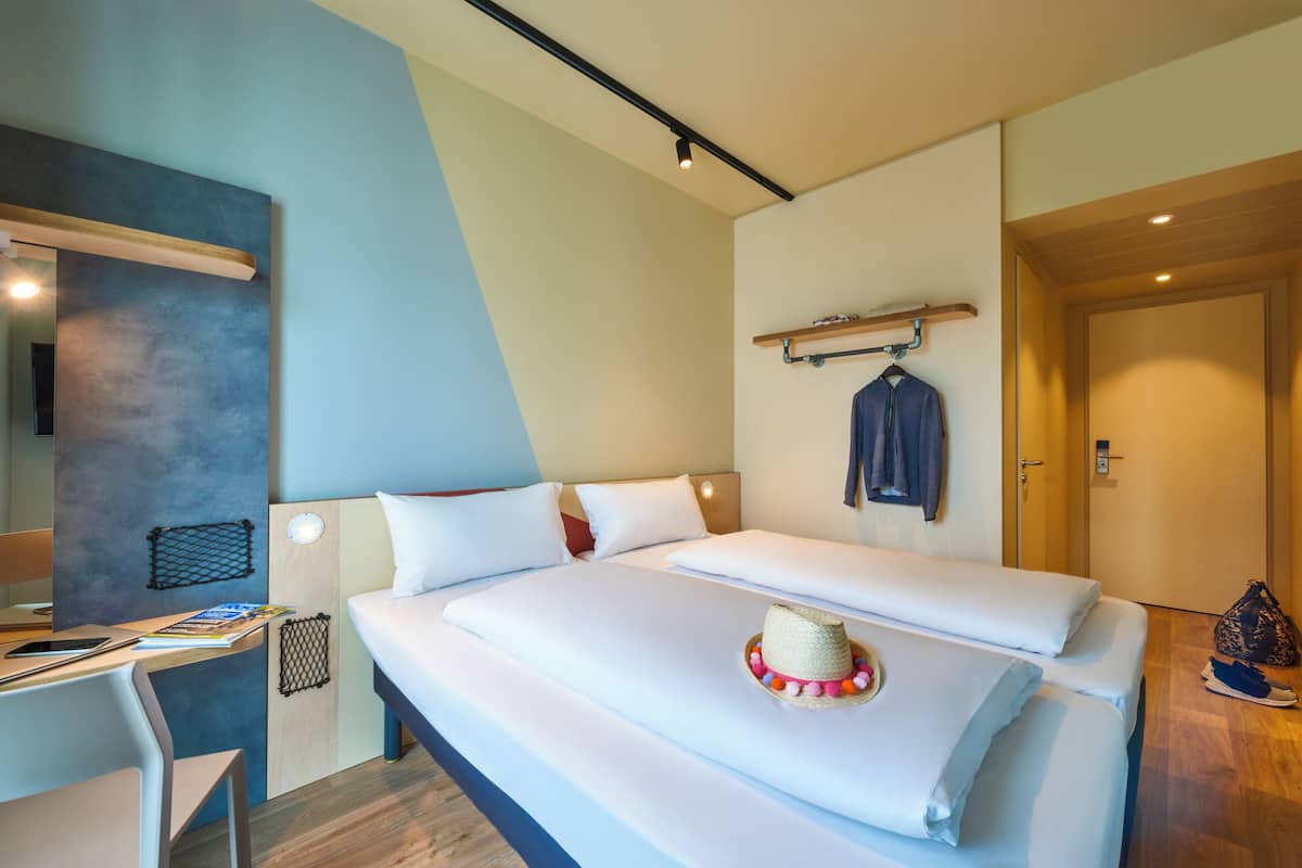 Chambre Standard, 2 lits jumeaux | Literie hypoallergénique, bureau