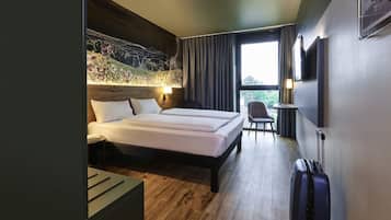 Quarto standard, 1 cama de casal | Roupas de cama antialérgicas, escrivaninha