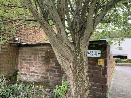 Apartment | Exterior