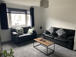 Apartment | Living room