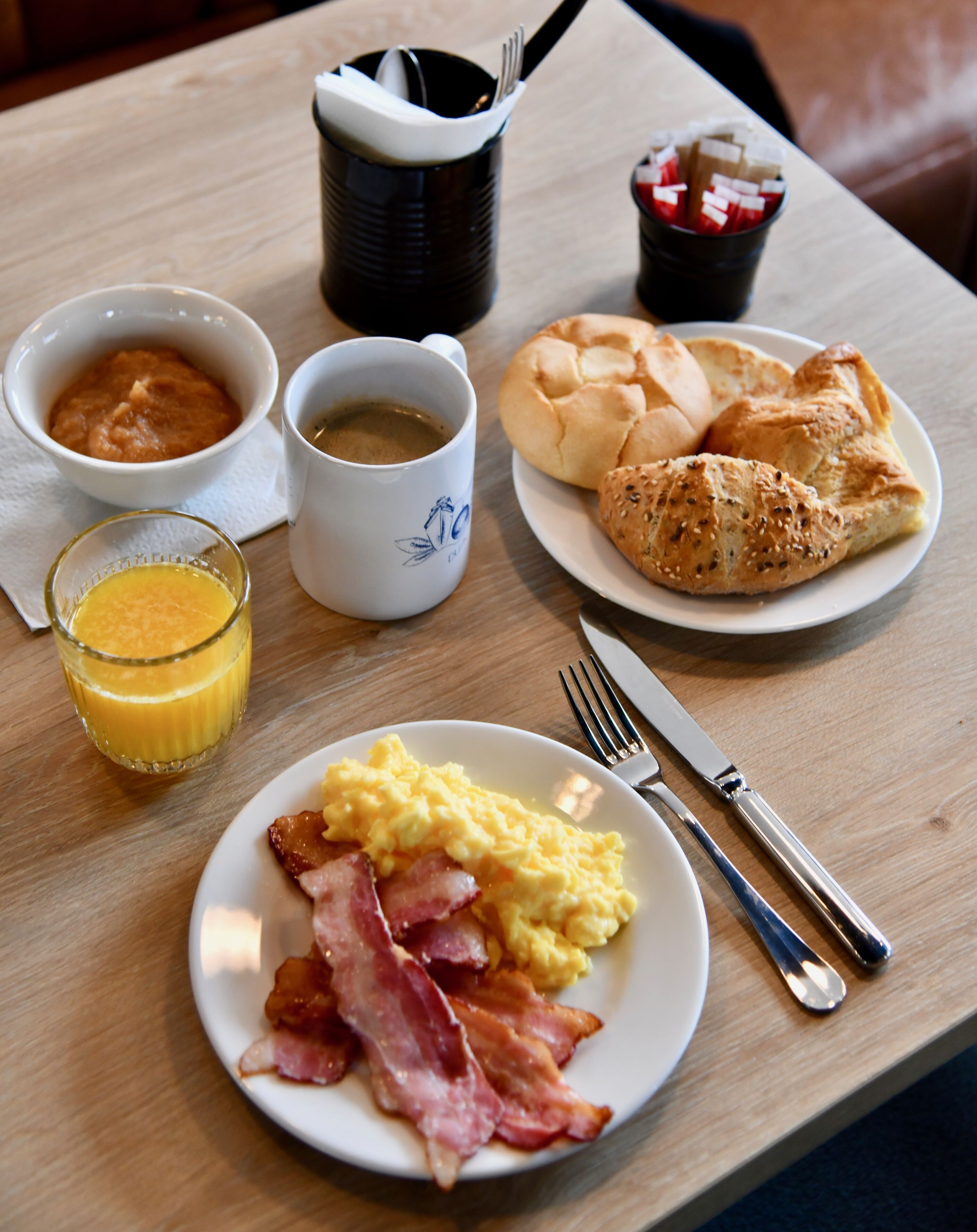 daily buffet breakfast (eur 12.90 per person)