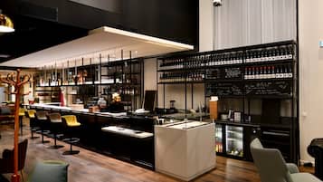 酒吧(店内)