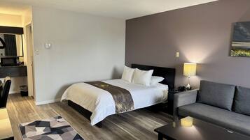 Estudio Deluxe | Escritorio, insonorización, wifi gratis y ropa de cama