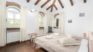 3 Schlafzimmer, BĂŒgeleisen/BĂŒgelbrett, WLAN, BettwĂ€sche