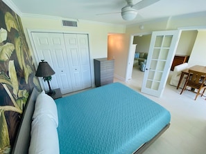 2 bedrooms, iron/ironing board, internet, bed sheets