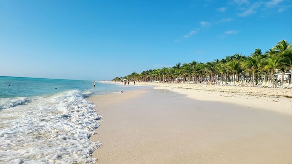 Condo, 3 Bedrooms | Beach