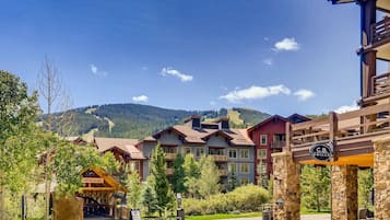 Condo, 2 Bedrooms | Exterior