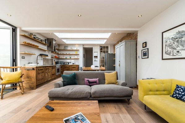 Hus (3 Bedrooms) | Stue