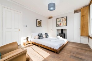 Hus (3 Bedrooms) | 3 soveværelser, lydisolering