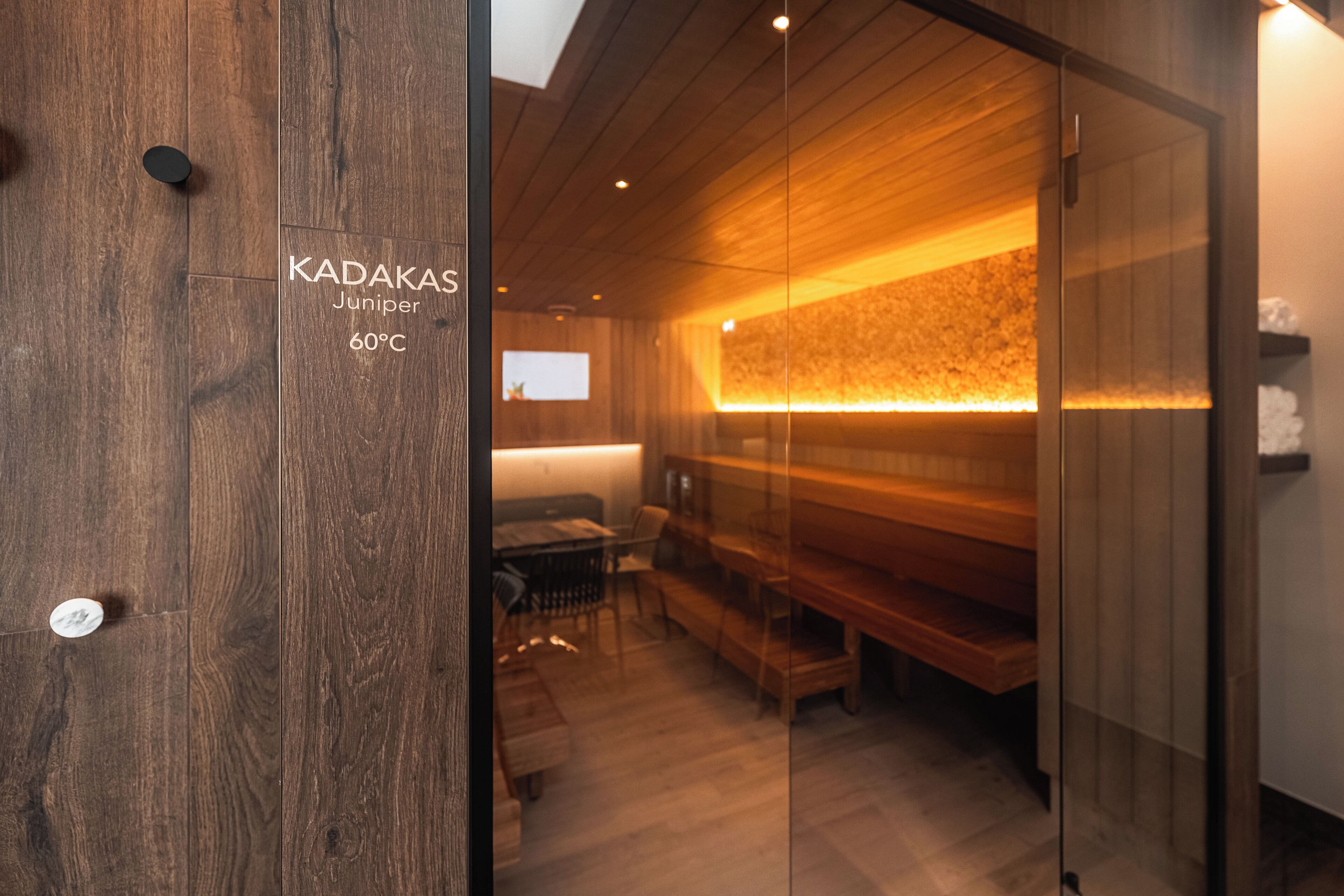Sauna, tina de hidromasaje, baño de vapor y baño turco o hammam 