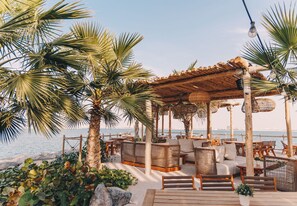 4 restaurants servant le petit déjeuner