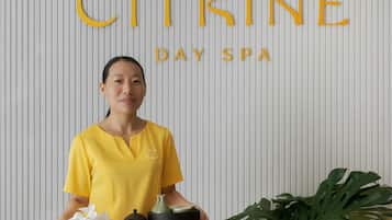Couples treatment room(s), body treatments, body wraps, body scrubs