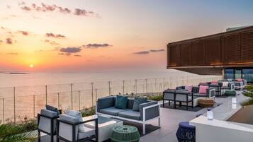 2 barer/lounger og takterrassebar