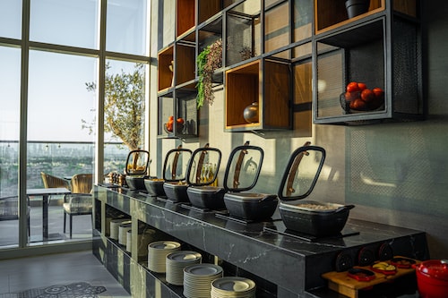 Mövenpick Hotel Jumeirah Village Triangle