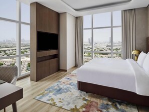 Premium bedding, minibar, in-room safe, individually decorated - Mövenpick Hotel Jumeirah Village Triangle (Dubai)