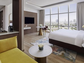 Deluxe Room, 1 Double Bed, City View | Premium bedding, minibar, in-room safe, individually decorated - Mövenpick Hotel Jumeirah Village Triangle (Dubai)