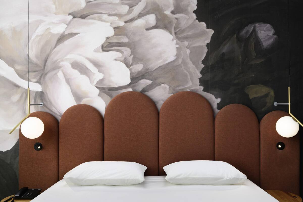 1 sovrum, minibar och värdeförvaringsskåp på rummet