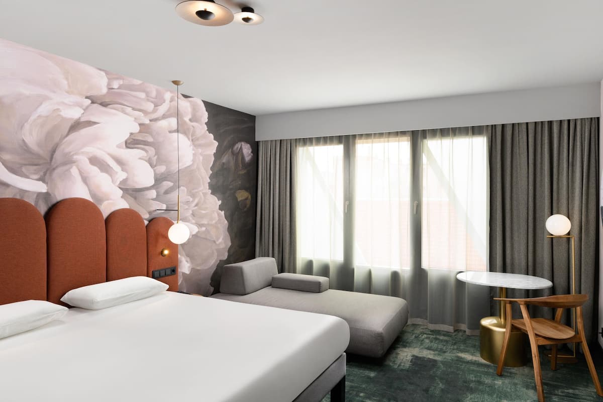 Superior Double Room, 1 Double Bed with Sofa bed | Minibar, in-room safe, laptop workspace, blackout drapes