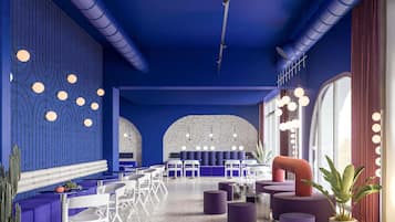 Desk, blackout drapes, soundproofing, free WiFi