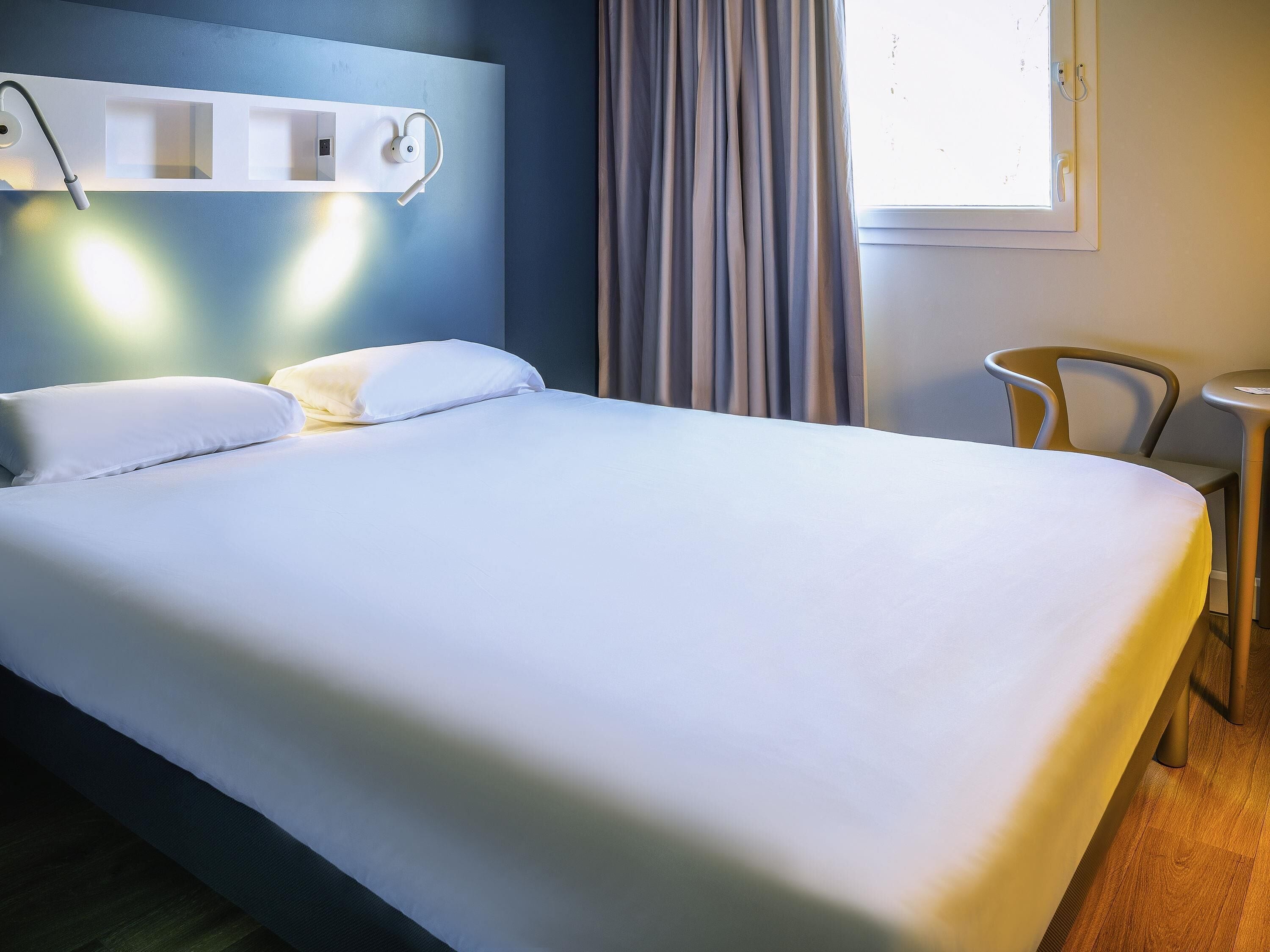 Standard Double Room, 1 Double Bed | Laptop workspace, free WiFi, bed sheets