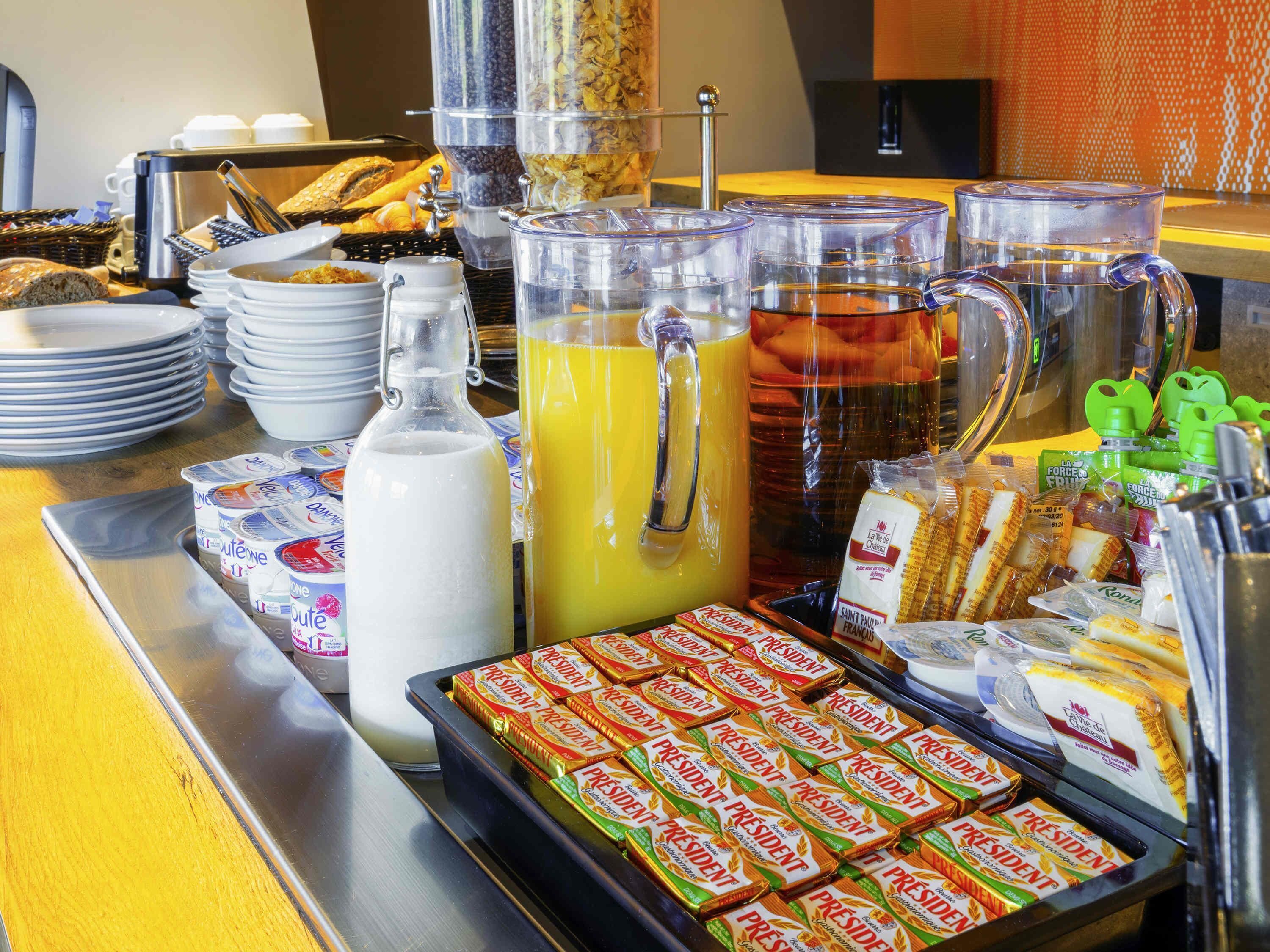 Morgenmadsbuffet hver dag (8.5 EUR pr. person)