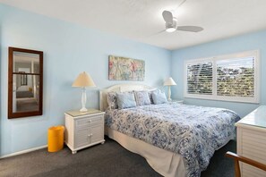 2 habitaciones, tabla de planchar con plancha, wifi y ropa de cama