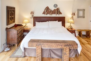 1 bedroom, travel cot, free WiFi, bed sheets