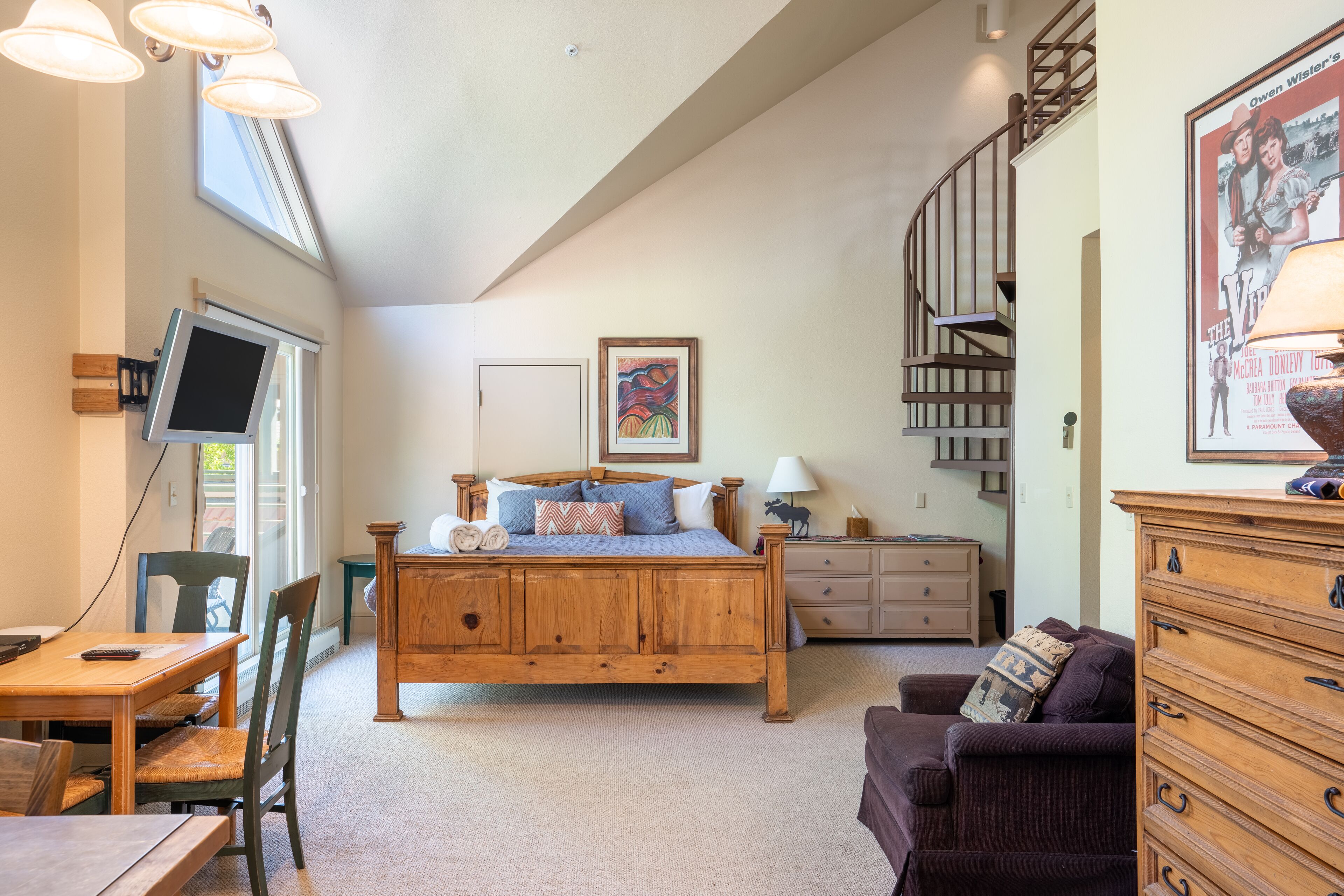 Blue Mesa Lodge 41C by AvantStay | Ski In/ Ski Out Unit w/ Balcony!