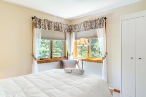 3 bedrooms, free WiFi, bed sheets