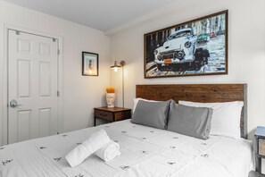 1 bedroom, free WiFi, bed sheets