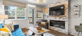 Etta Place 6 by AvantStay | Ski In/ Ski Out Unit!