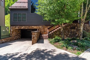 Exterior - Etta Place 6 by AvantStay | Ski In/ Ski Out Unit! (Telluride)