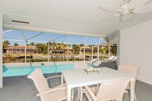 Unclassified image, 3 of 17, button