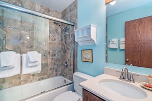 Hair dryer, towels - Ghostriders 5 by AvantStay | 2 Bedroom Condo Near Main Street, Hiking & Skiing | (Telluride)
