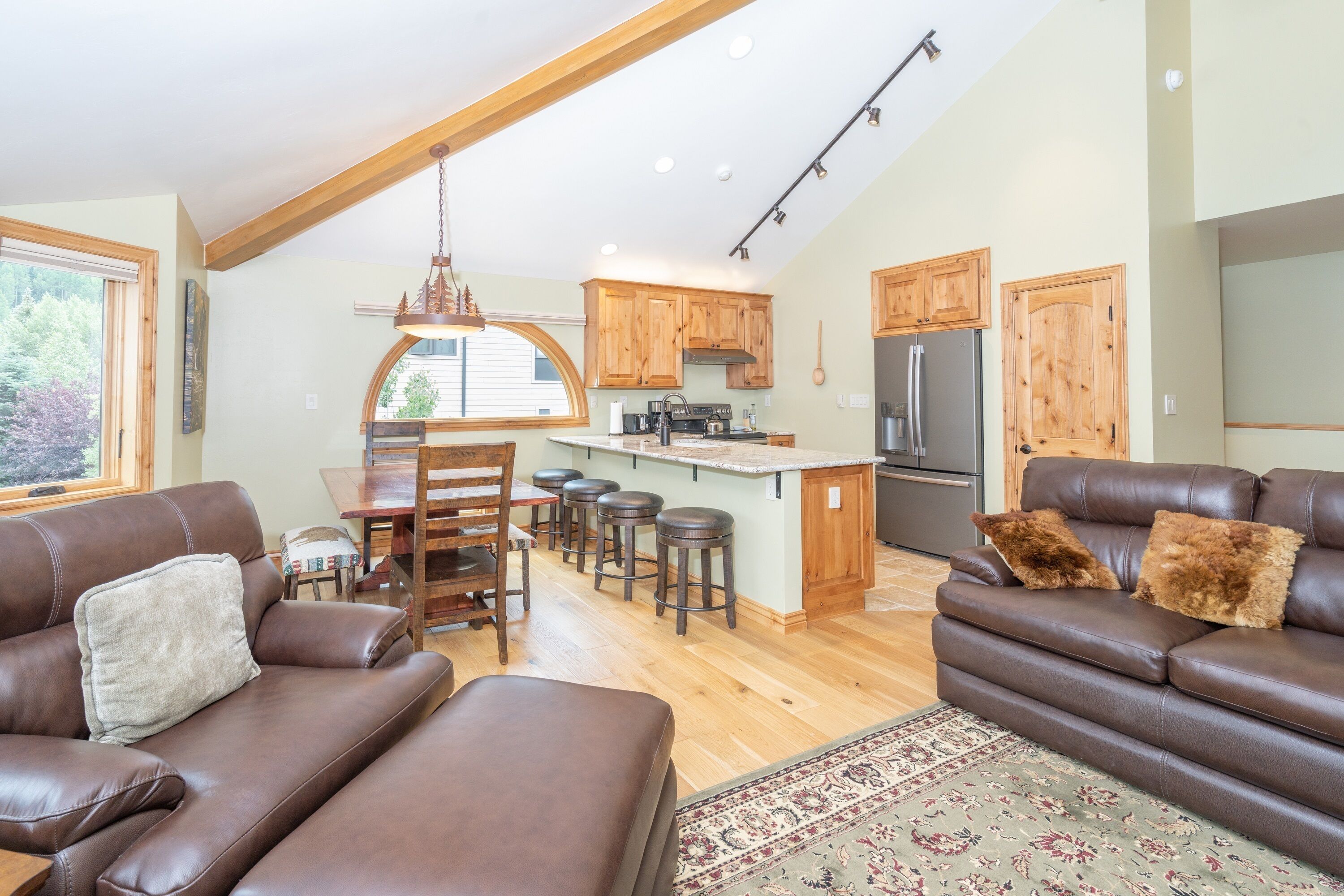 Lulu City 6K by AvantStay | Condo in Great Location | Close to Skiing & Downtown
