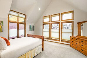 3 chambres, Wi-Fi gratuit, draps fournis
