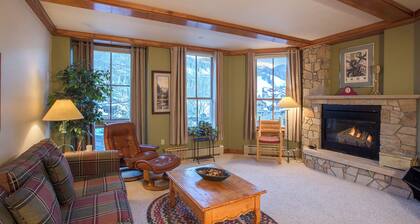 Palmyra 4G by AvantStay | Close to the Slopes & Town!