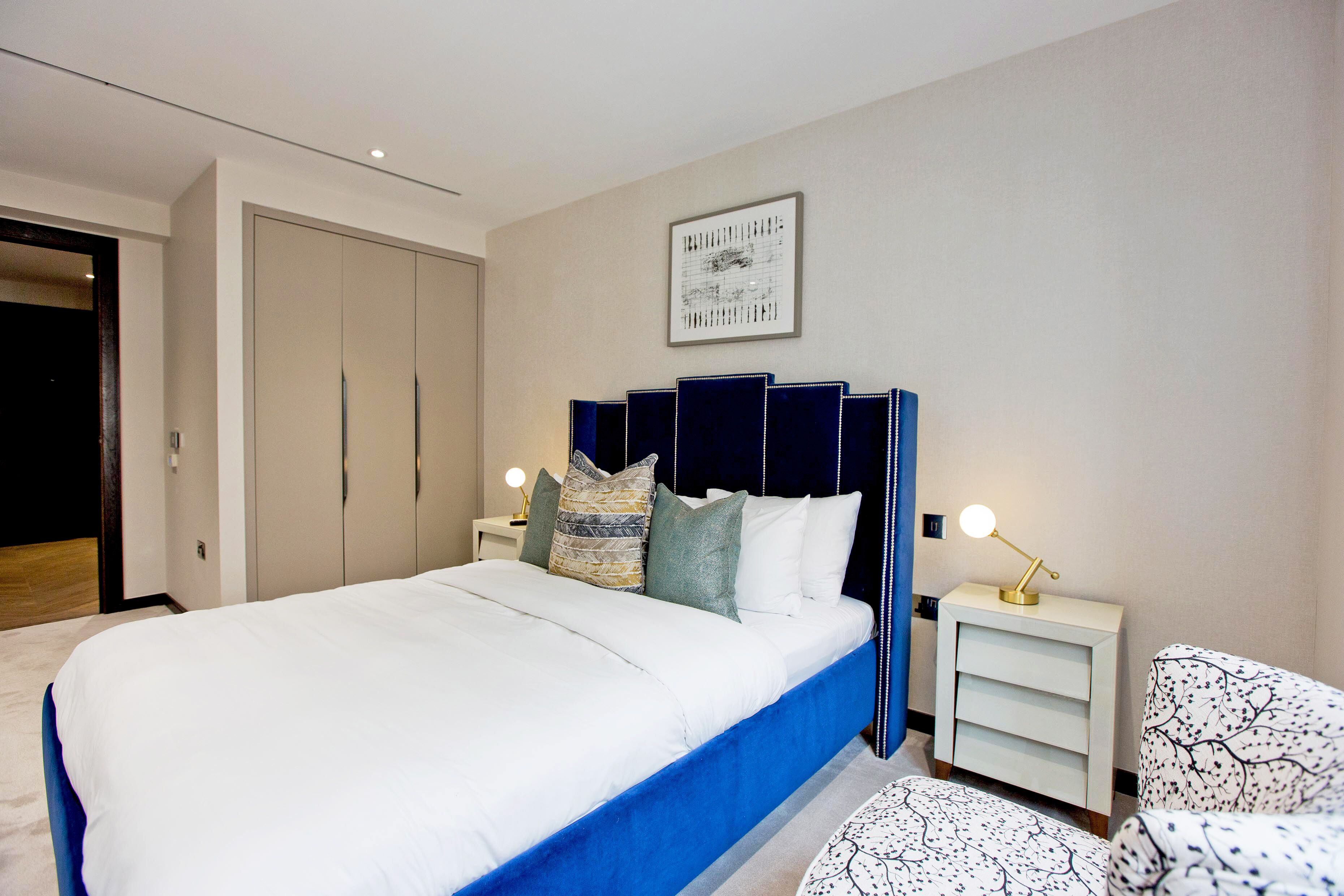 2 bedrooms, iron/ironing board, free WiFi