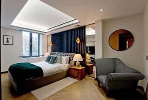 3 Schlafzimmer, Schreibtisch, Bügeleisen/Bügelbrett, kostenloses WLAN