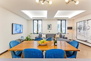 Dining - 2-bed Superior 103 (London)