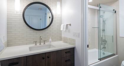 Viking Lodge 216 by AvantStay | Great Ski Access, Walk to Downtown