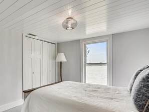 7 Schlafzimmer, Bügeleisen/Bügelbrett, kostenloses WLAN, Bettwäsche