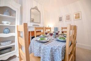 Dining - Bonheur, 16 Bartholomew Green, Southwold (Reydon)