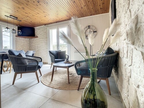 LANGOGNE 5 minute du lac de Naussac,  maison 7 vacanciers avec jardin. 