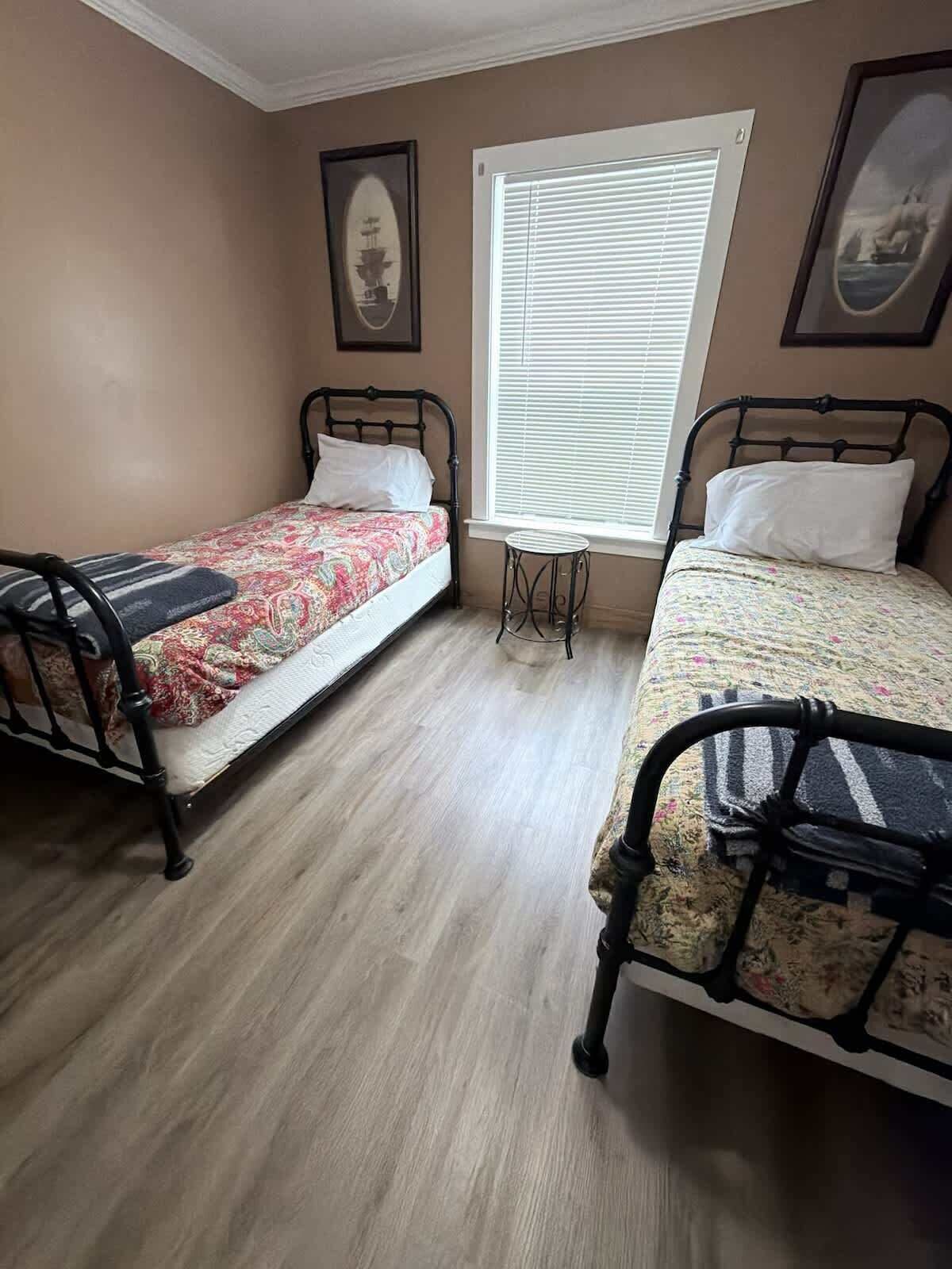 2 bedrooms, WiFi, bed sheets