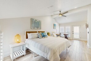 2 bedrooms, iron/ironing board, internet, bed sheets