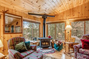 Interior - Riverfront vacation home with a dock, wood stove, full kitchen, & firepit (Lac Du Flambeau)