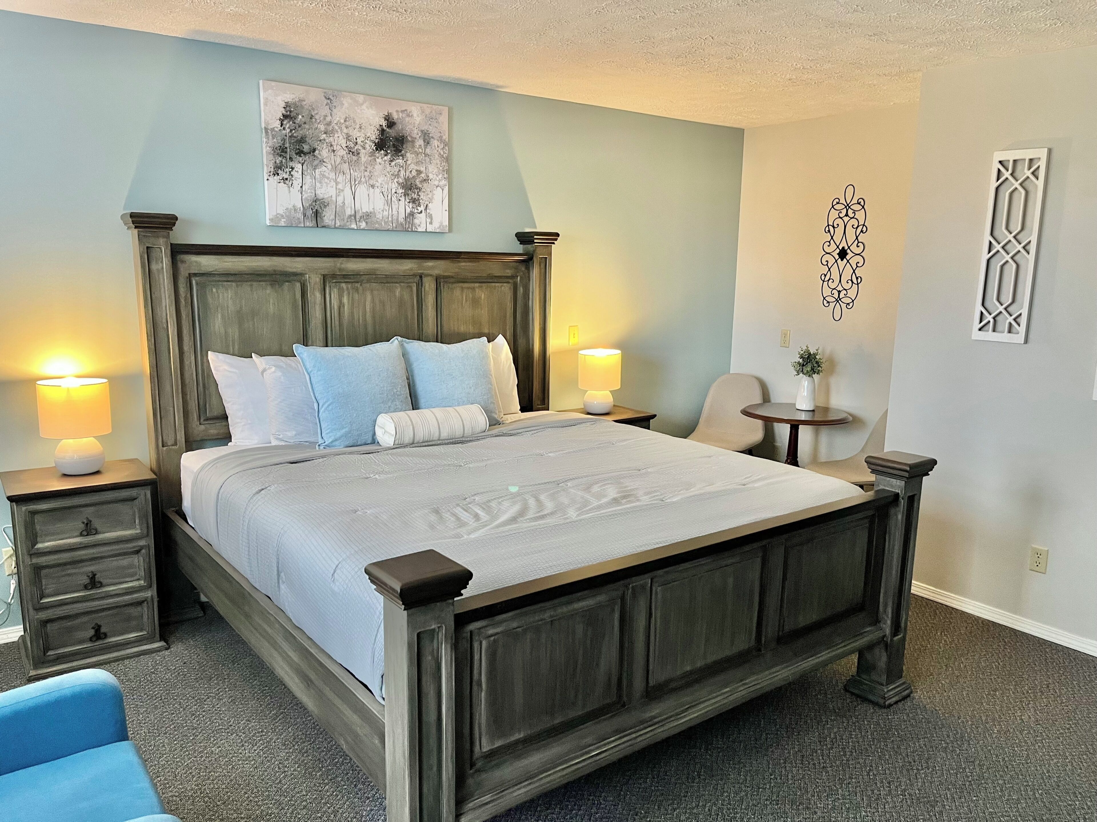 Standard Room | Desk, laptop workspace, WiFi (free), bed sheets